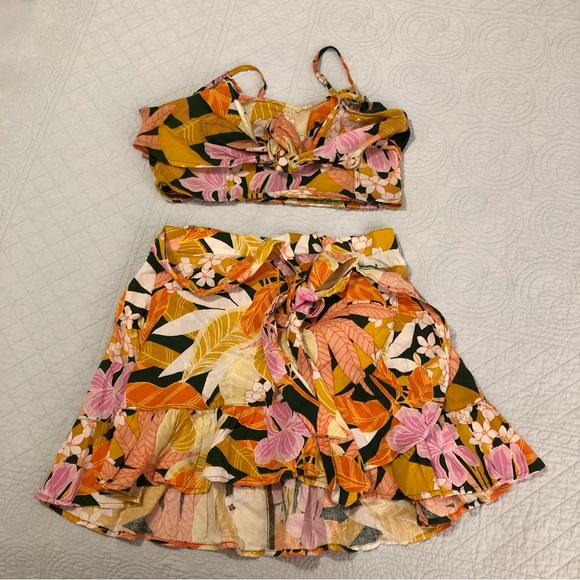 aerie Dresses & Skirts - Aerie floral skirt and top set. NWT
